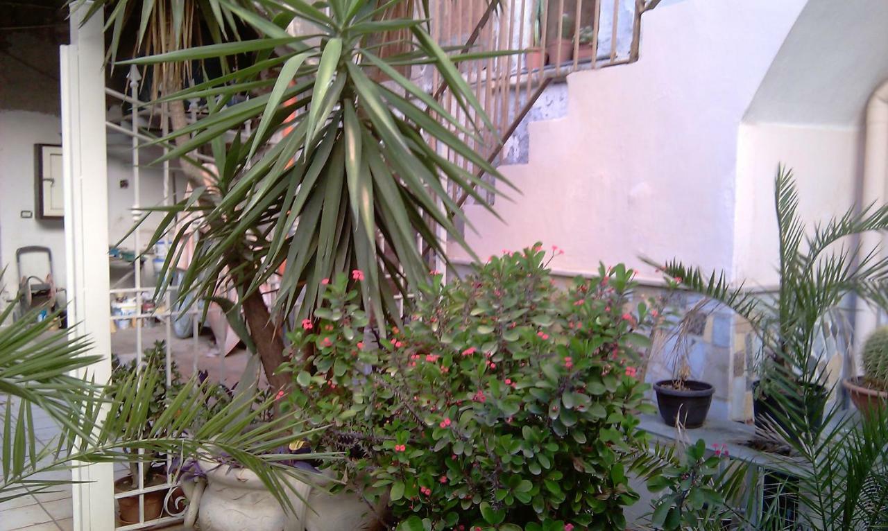 Home Tourist Catania Exterior foto